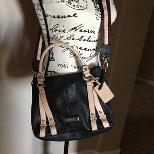 Jessica Simpson purse